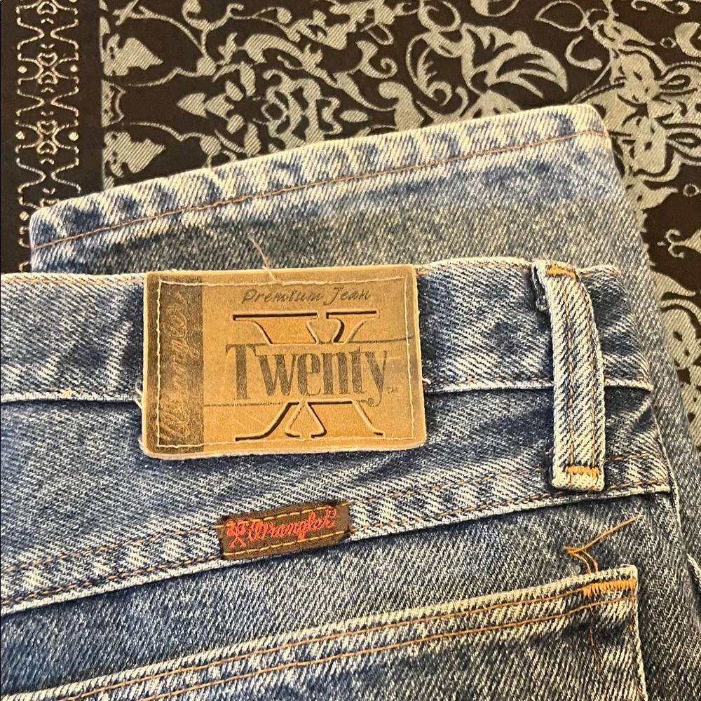Wrangler 20XMen’s Bootcut Jeans - Light Blue Wash